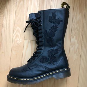 Dr Martens 1914 Vonda Leather Mid Calf Boots